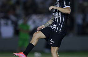 Rodrigo Garro com a bola antes do amistoso