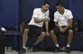 Danilo e Ralf nos vestirios antes da partida entre So Paulo x Corinthians, realizada esta tarde no estdio Arena de Barueri, pela 16 rodada do Campeonato Paulista 2011