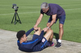 Marquinhos Gabriel aquecendo durante o treinamento da tarde pela Flrida Cup 2017