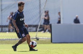 Jadson treina duro para entrar em forma e ser relacionado para o clssico contra o Palmeiras
