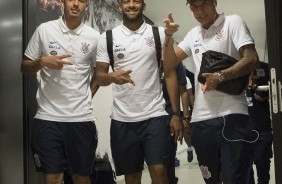 Marciel, Felipe Bastos e Guilherme Arana no vestirio da Arena Corinthians