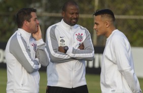 Osmar Loss, Fabinho e Lo Jab no primeiro treino do ex-auxiliar como tcnico do Corinthians