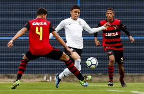 O atacante Rafael Bilu durante jogo contra o Sport, pelo Brasileiro sub-20