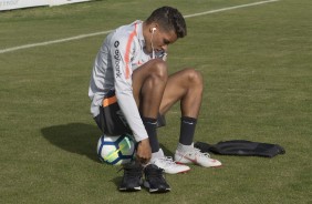 Pedrinho durante ltimo treino antes do jogo contra a Chapecoense, pela Copa do Brasil