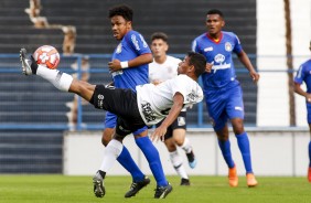 Adson durante jogo contra o So Caetano, pelo Campeonato Paulista Sub-20