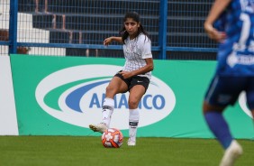 Katiscia durante jogo contra o Taubat, pelo Campeonato Paulista Feminino