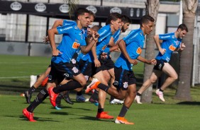 Corinthians volta aos treinos no CT Joaquim Grava