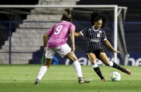 Yasmim no jogo contra o Santos, pelo Brasileiro Feminino