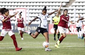 Gazi no duelo contra o Universitario-PER, pela Copa Libertadores Feminina
