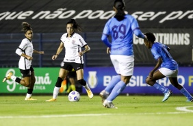 Juliete durante partida entre Corinthians e Real Braslia, pelo Brasileiro Feminino