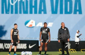 Gabriel, Xavier e Mauro Silva durante treinamento do Corinthians no CT Dr. Joaquim Grava