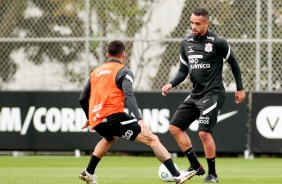 Renato Augusto no treinamento do Corinthians com foco no jogo diante o Cear
