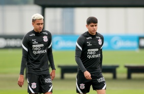 Cantillo e Araos no treino de reapresentao do Corinthians no CT Joaquim Grava
