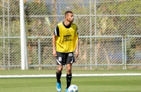 Joo Victor realiza ltimo treino no CT do Corinthians antes do jogo contra o Juventude
