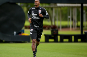 J durante ltimo treino do Corinthians antes do jogo contra o Cuiab