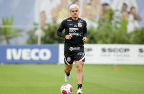 Fagner durante apresentao do elenco do Corinthians para temporada 2022