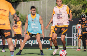 Giuliano, Victor Cantillo e Vtor Pereira no treino do Corinthians nesta quarta-feira