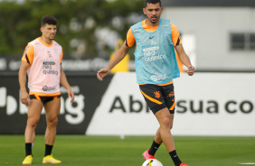 Bruno Melo e Rafael Ramos nesta quinta-feira, na preparao para encarar o Athletico Paranaense