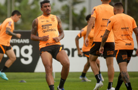 Paulinho em ltimo treino do Corinthians antes da final da Copa do Brasil