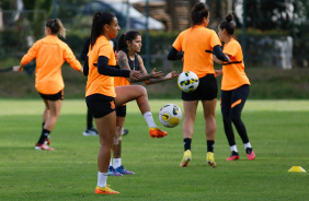 Bianca Gomes durante treinamento para segunda partida na Libertadores Feminina