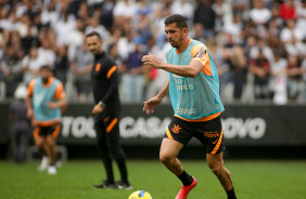 Bruno Melo durante treino aberto do Corinthians