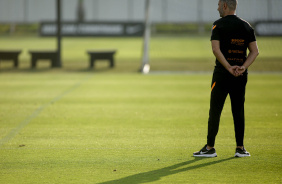 Vtor Pereira durante treino de encerramento antes de jogo com o Santos