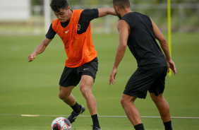 Roni e Jnior Moraes durante treino do Corinthians