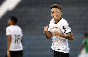 Ryan comemora gol da vitria do Corinthians sobre o Amrica-MG, pelo Brasileiro Sub-20
