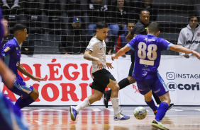 Gabriel Oliveira em jogo do Corinthians contra o Braslia pela Copa do Brasil de Futsal