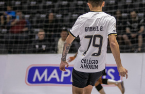 Beb toca a bola durante jogo entre Corinthians e Bragana pelo Paulista de Futsal