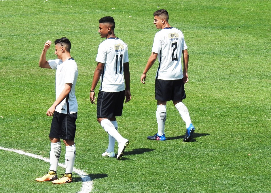 Sub-15 do Corinthians encerrou sua participao na primeira fase do Paulisto