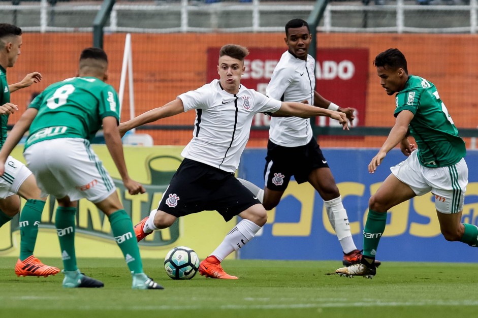 O Corinthians sub17 levou a partida da Copa do Brasil para a final