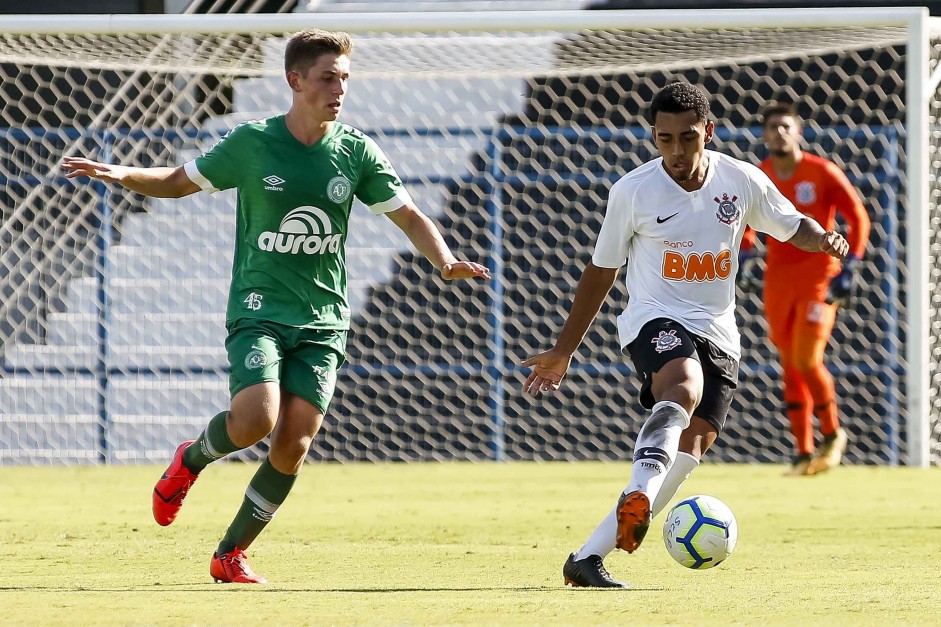 Du durante jogo contra a Chapecoense, pela Copa do Brasil ...