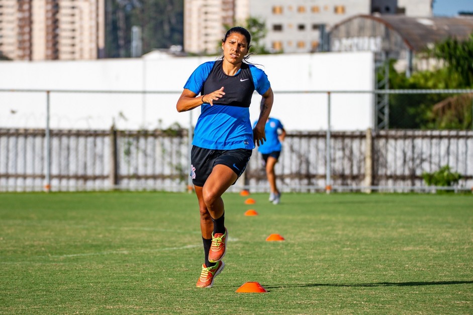 Meninas do Corinthians Futebol Feminino treinam nesta quarta-feira