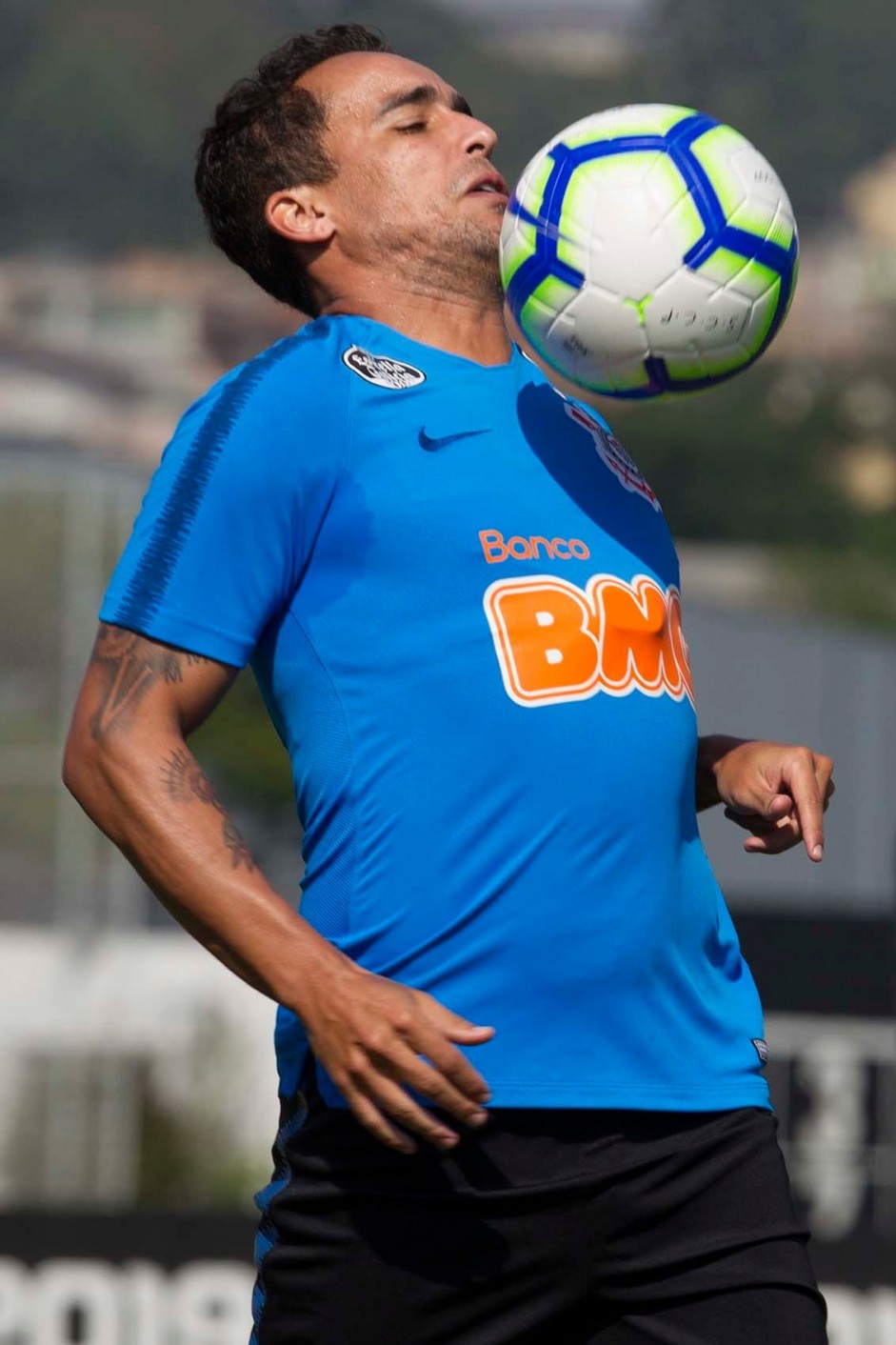 Jadson durante o ltimo treino do Corinthians antes de enfrentar a Chapecoense