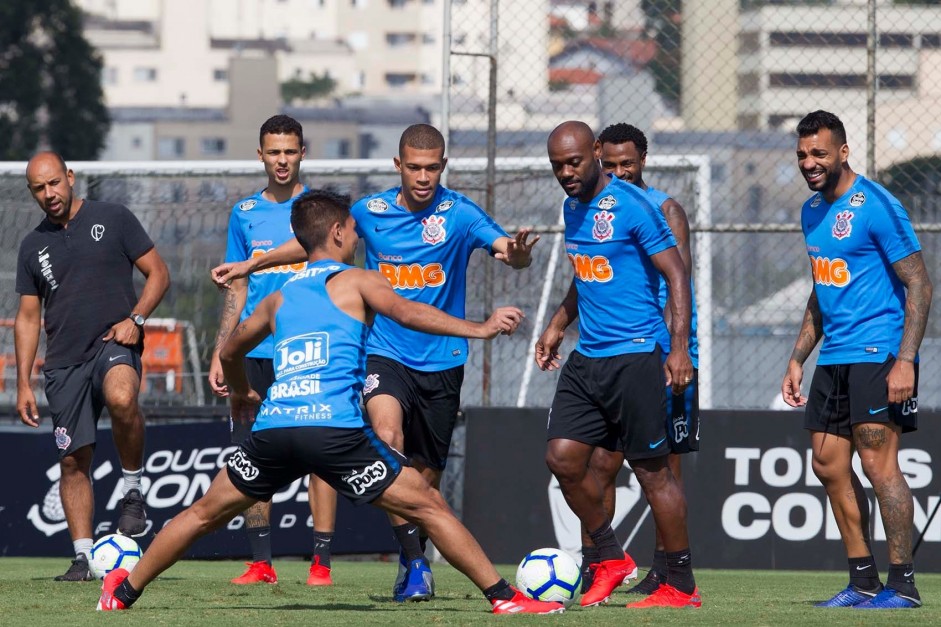 Timo treina para enfrentar a Chapecoense, pelo Campeonato Brasileiro