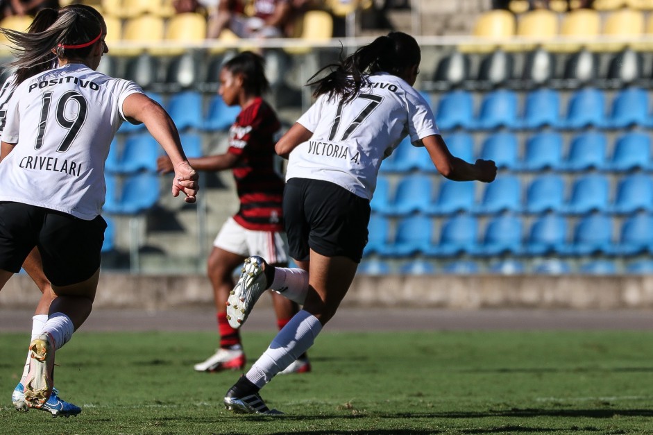 Victria marcou o segundo do Timo contra o Flamengo, pelo Brasileiro Feminino