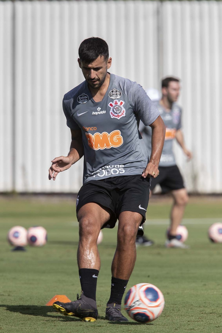 Camacho est de volta ao elenco do Corinthians para temporada 2020