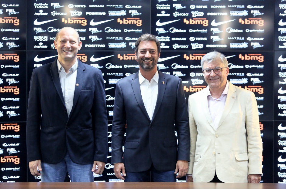 Luiz Wagner Alcntara, o 'Wagno' (esquerda), Duilio Monteiro Alves e Elie Werdo (direita)
