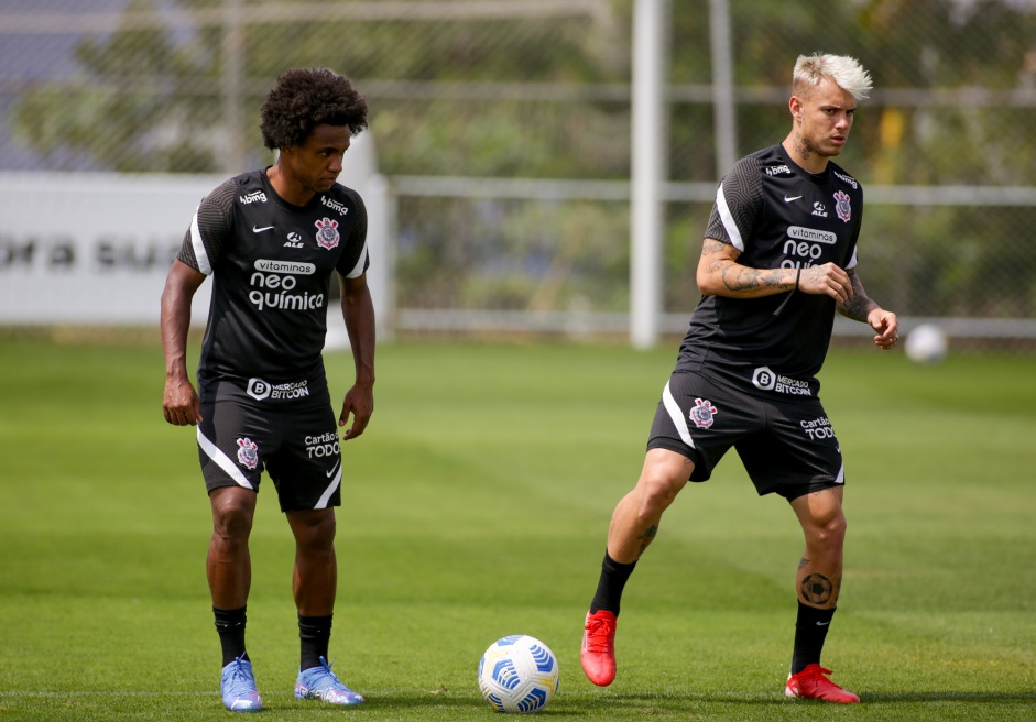 Willian e Rger Guedes so dois dos principais reforos do Corinthians