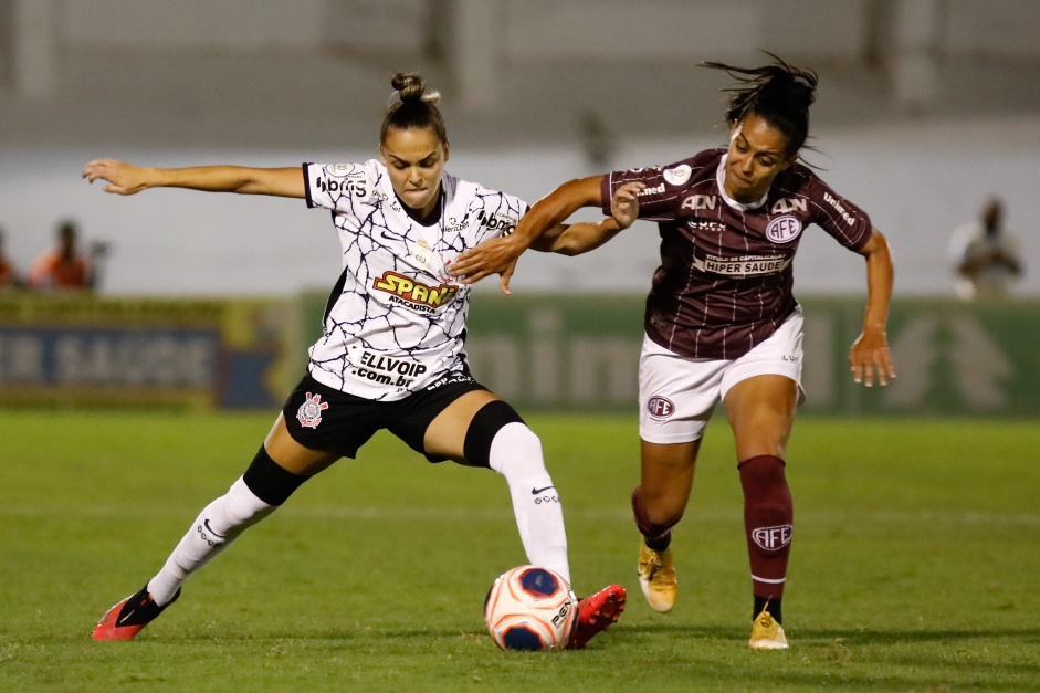Portilho durante partida entre Corinthians e Ferroviria pela semifinal do Paulista Feminino