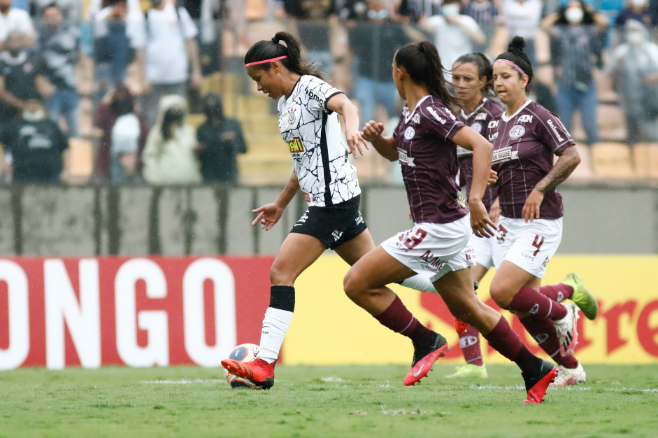 Viictria no duelo entre Corinthians e Ferroviria, pela semifinal do Paulista Feminino