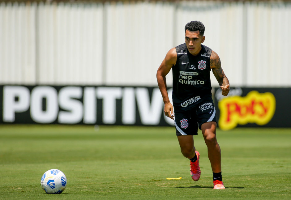 Du Queiroz finaliza preparao para duelo entre Corinthians e Fortaleza