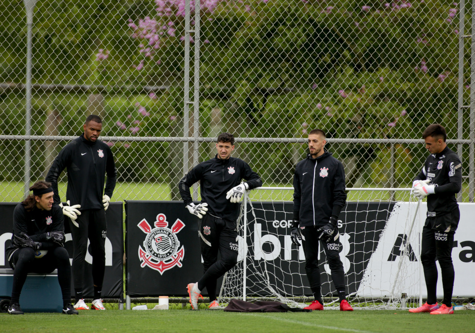 Corinthians Se Reapresenta Para Temporada 2022 Com 33 Atletas No Elenco