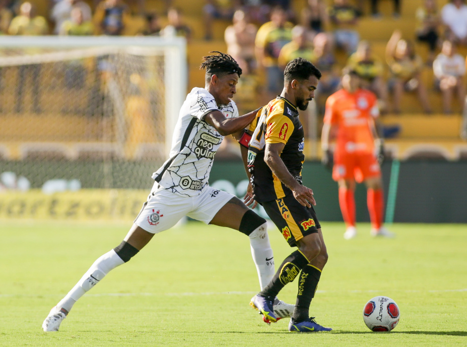 Corinthians bate o Novorizontino em jogo morno pela última rodada da fase  de grupos do Paulistão