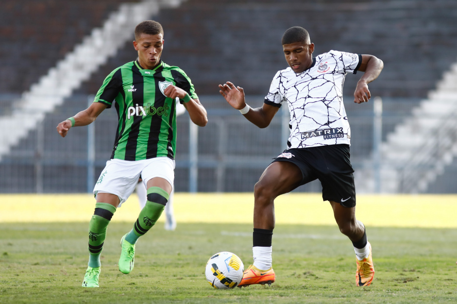 Corinthians enfrenta o Amrica-MG na stima rodada do Brasileiro Sub-20