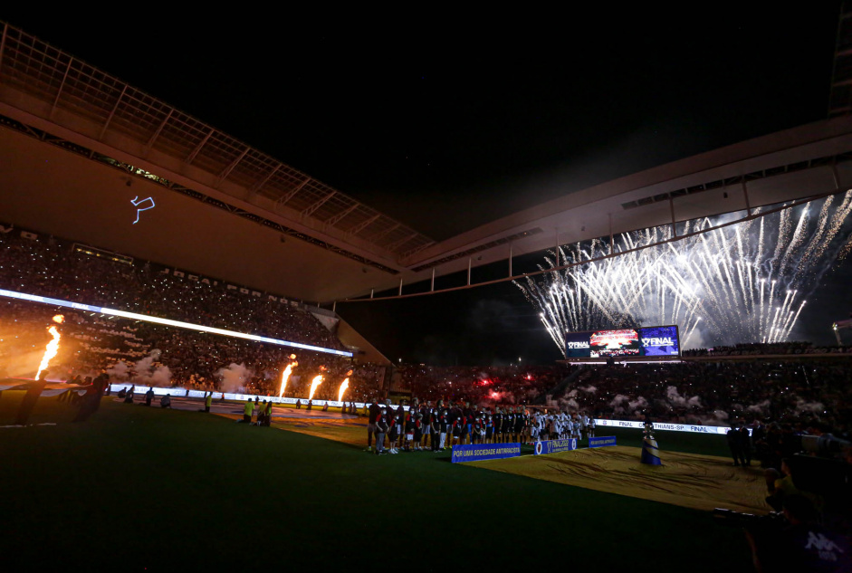 Final entre Corinthians e Flamengo  recebida com festa na Neo Qumica Arena; atraso no incio motivou multas