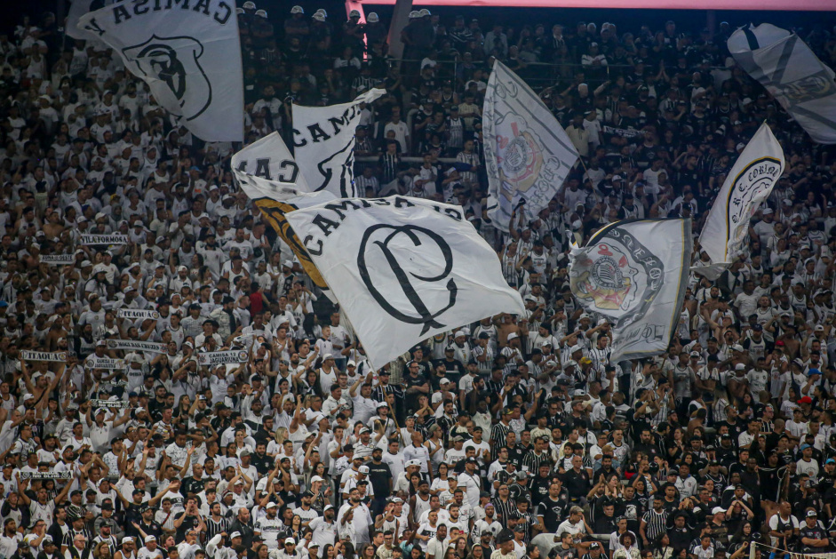 O valor cobrado pelo Argentinos Jniors  torcida do Corinthians  o mais alto dessa temporada