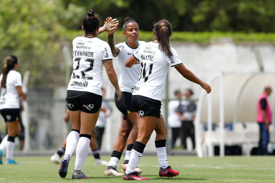 Fernanda, Grazi e Millene na goleada do Corinthians sobre o Cear, pelo Brasileiro Feminino