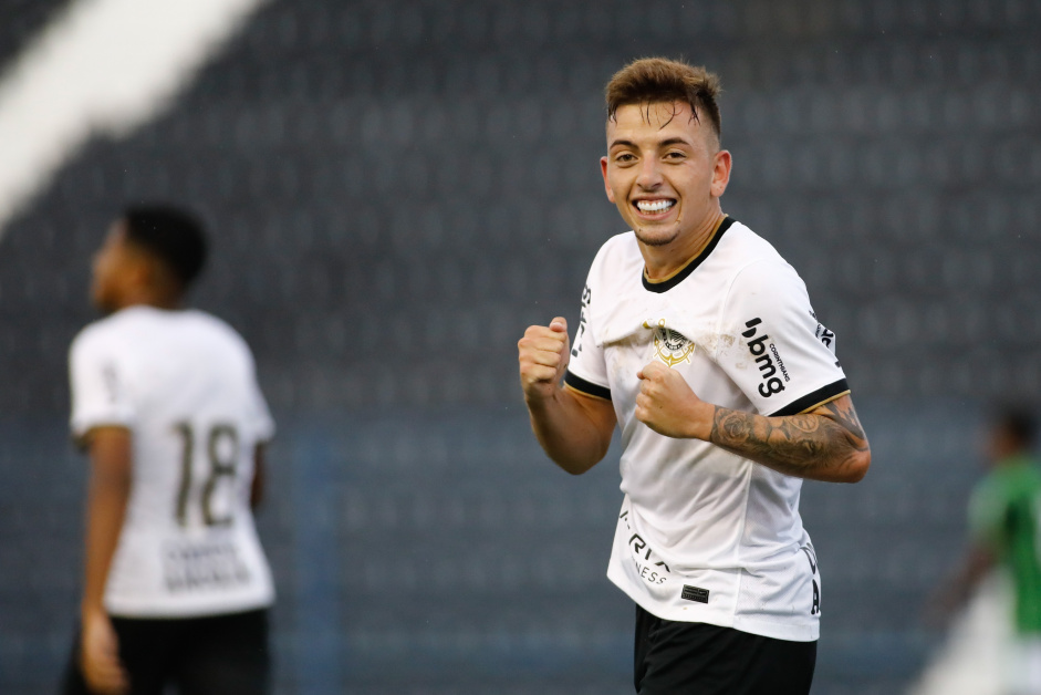 Ryan comemora gol da vitria do Corinthians sobre o Amrica-MG, pelo Brasileiro Sub-20
